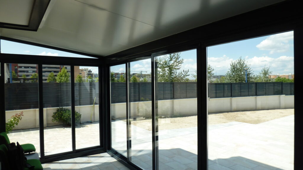 TECHO FIJO DE PANEL 3