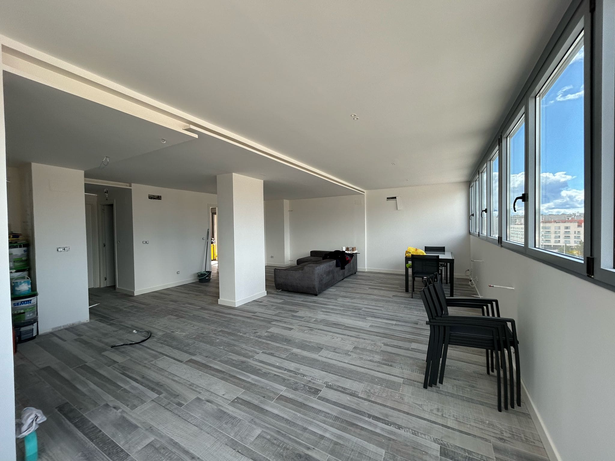 1. De terraza exterior a espacio habitable 2