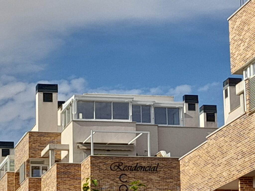 Cerramiento de Ático en Alcalá de Henares
