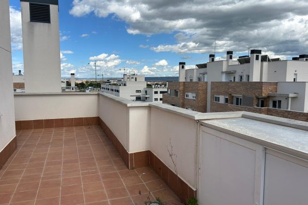 Cerramiento de Ático en Alcalá de Henares (1)